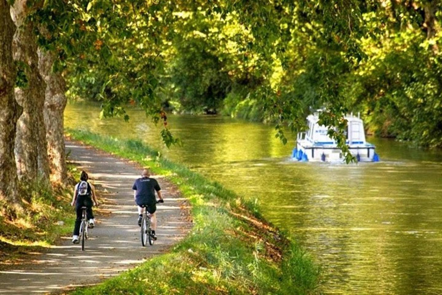 LE PRIEURE - STUDIOS jusqu'à 4 personnes Villeneuve-lès-Béziers Esterno foto
